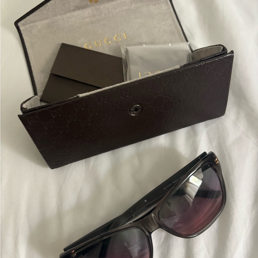 Gucci Sunglasses with Brown Case